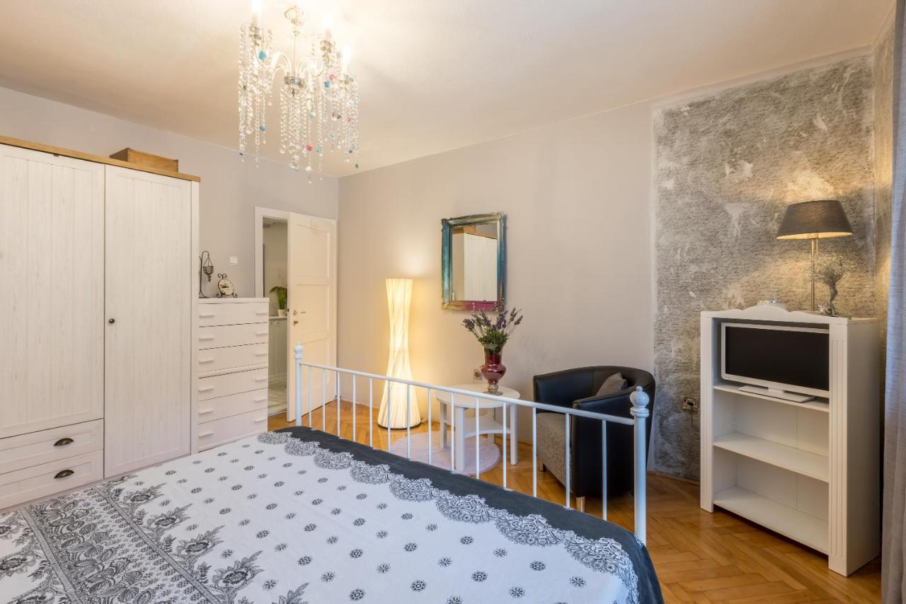 Artistic Chill Art Apartment 2+2.Centar Of Split. Экстерьер фото